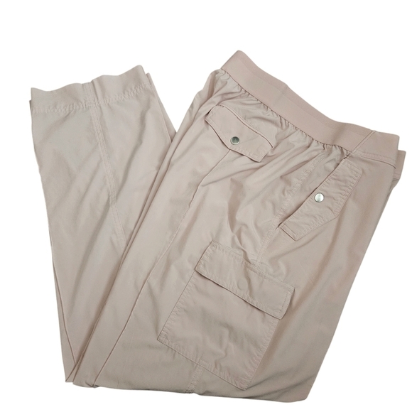 Athleta Pants - Athleta Vienna Cargo Pants Soft Blush Pink Size 18 Lightweight